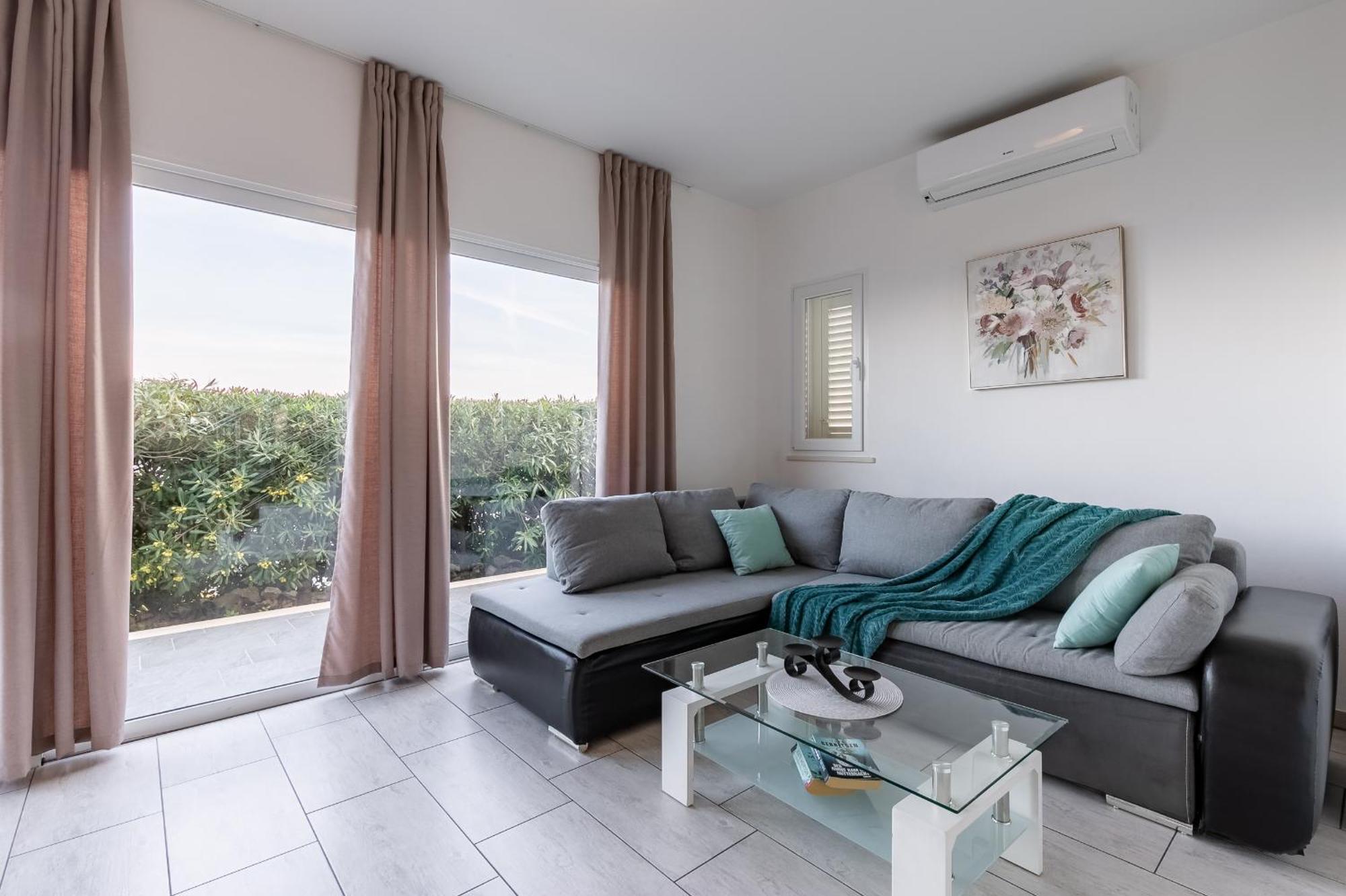 Holiday House Martinovic Prigradica Exterior photo